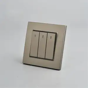 Popular Light Switch Socket Wall Basic Middle Panel Socket Electric Switch Uk Standard