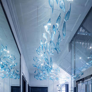 Lámpara colgante de cinta azul de lujo, candelabros de cristal personalizados decorativos para Proyecto de Villa, vestíbulo de hotel - Product Image 2