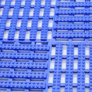 Tapis de sol antidérapant sur mesure pour piscines, salles de bain, centres aquatiques et zones de spa - Product Image 3