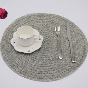 Eco-Friendly PE Woven Reusable Table <b>Mats</b> Non-Slip <b>Kitchen</b> Party Coasters <b>Waterproof</b> Heat-Resistant Decorative Pads - Product Image 3