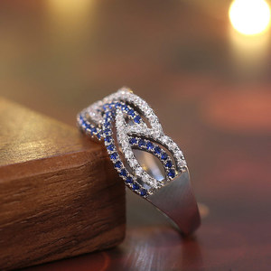 Anello da Donna con Due File di Micro Pavé in Zirconia Cubica Bicolore, Gioiello alla Moda - Product Image 4