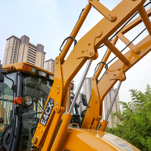 รถตักดินดีเซลสำหรับงานหนัก ขับเคลื่อน 4 ล้อ พร้อมบุ้งกี๋ขนาดใหญ่ เพลาที่แข็งแรง มั่นคงสูง ใช้งานได้อย่างราบรื่น - Product Image 4