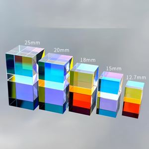 Prisma de Cristal Óptico Brillante de Seis Caras, Cubo X, Poliédrico, de Alta Precisión, con Revestimiento de Color - Product Image 3