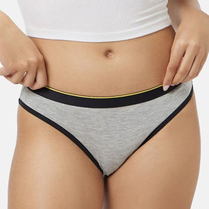 Culottes de sport tendance sans coutures pour femmes, taille mi-haute, respirantes, style bikini taille basse - Product Image 1