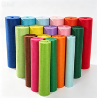Vente en gros de tissu non tissé en feutre dur respirant et écologique 100% polyester de 3 mm en rouleau pour sacs
