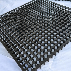 Tapis de sol de <span class=keywords><strong>drainage</strong></span> de terrasse de terrain de sport en HDPE direct d'usine pour terrasses et <span class=keywords><strong>drainage</strong></span> de cellules de terrassement - Product Image 4