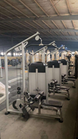 ASM-B4030 Equipo de fitness comercial: Máquina de remo y dominadas con selección de carga por pin para fuerza