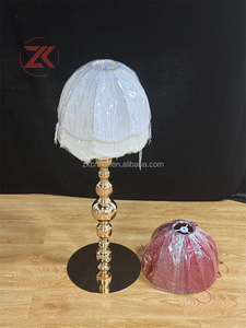 Lampada da Tavolo ZKAI di Lusso in Stile Vittoriano con Paralume in Tessuto Bordeaux e Frange, Base in Metallo Dorato, Illuminazione Centrale <span class=keywords><strong>per</strong></span> Feste - Product Image 5