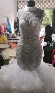 Nouvelle Robe de Mariée Sirène Luxueuse S8250F, Perles et Cristaux, Motifs Africains Inspirés de la Chapelle Royale, Dentelle - Product Image 1