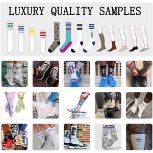 Meias de Luxo Personalizadas com Design Exclusivo, Meias de Algodão Comprimido para Homens, Meias de Basquete Brancas Unissex para Inverno - Product Image 6