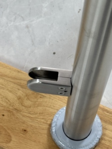 Balustrade en verre et acier inoxydable de qualité supérieure pour balcon et terrasse - Product Image 5