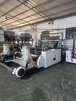 Machine à découper et à coudre pour sachets filtrants à herbes