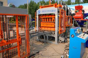 QT5-15 гидравлическая автоматическая машина для производства кирпича, цена, машина для производства бетонных полых блоков - Product Image 3