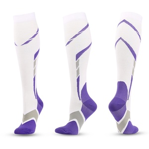 Calcetines de Fútbol de Alta Calidad al por Mayor, Antideslizantes, Forrados de Rizo, Corte Medio, para Entrenamiento, Ciclismo y Deportes al Aire Libre - Product Image 6