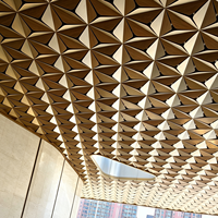 Système de plafond en grille revêtue de poudre d'aluminium, dalles de plafond à cellules ouvertes pour usage intérieur dans les centres commerciaux et les aéroports