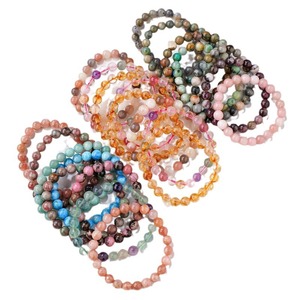 Venta al por mayor pulsera de cuentas de piedra de cristal natural de 8mm para hombres y mujeres elástico amatista citrino patrón de mariposa para aniversarios - Product Image 5