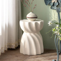 Table basse vintage de style romain 2026 pour l'extérieur et l'intérieur avec un matériau durable en oxyde de magnésium pour la salle à manger et l'hôtellerie