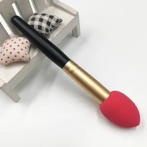Long Handle Beauty Egg Makeup Brush Powder Foundation Cosmetic Puff Face Makeup Sponge Blender