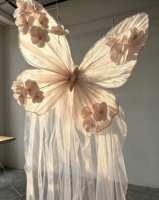 Décoration de mariage suspendue en tulle, papillons artificiels, installation artistique de plafond, ornement de toile de fond pour événements et scènes