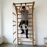 Vente directe d'usine. Structure d'escalade en bois solide et durable. Équipement d'entraînement sensoriel en intérieur.