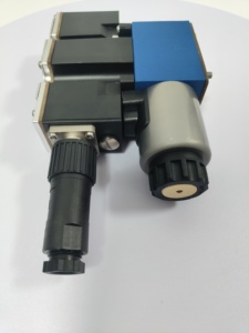 โซลินอยด์ไฮดรอลิก OEM 4WRAE6EA30-2X/G24N9K31/A1V รุ่น 4WREE10 4WREE 4WREE6 ซีรีส์ แบบปรับทิศทางตามสัดส่วน 315 บาร์ 160 10 - Product Image 6