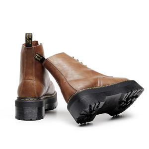 Bottes courtes à semelle épaisse 8 trous pour femme, style britannique, en cuir véritable marron, à lacets, confortables, à talon moyen, pour l'hiver, style européen et américain - Product Image 6