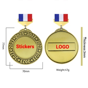 Medalla de Metal Dorada Personalizable LY Wholesale Free Laser 2023 Fiesta Souvenir Sublimable con Inserto en Blanco para el Año - Product Image 2