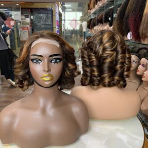 พร้อมสำหรับลอนผมโรแมนติกที่น่าทึ่ง ชุดผมยาว 12 นิ้ว พร้อมเชือกผูกผมแบบ 4x4 ให้ลุคที่ไร้รอยต่อและงดงาม - Product Image 2