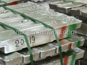 Eine Anlage verwendet Maschinen zum Zerkleinern von Blei-Säure-Alt batterien und zum Trennen von Blei, Kunststoff und Elektrolyt zur Wieder verwendung - Product Image 5
