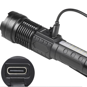 ไฟฉายเลเซอร์สีขาว 30W พร้อมพอร์ตชาร์จ Type-C ในตัว แสดงสถานะการชาร์จ คลิปหนีบปากกา ระยะส่องไกล ไฟฉาย LED แบบชาร์จซ้ำได้ - Product Image 3