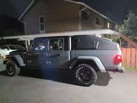 Pick up Truck 4X4 Accessoires de voiture Couvre-lit rigide en acier Aluminium Ute Plateau Auvent pour jeep Gladiator