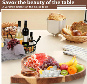 Nouvelle innovation <span class=keywords><strong>Plateau</strong></span> de service <span class=keywords><strong>en</strong></span> bois <span class=keywords><strong>en</strong></span> forme de cœur Design avec découpe latérale Assiettes <span class=keywords><strong>en</strong></span> bois <span class=keywords><strong>en</strong></span> forme de cœur avec porte-<span class=keywords><strong>verre</strong></span> à vin pour la famille - Product Image 4