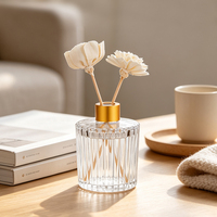 Diffuseur d'arômes en verre à rayures verticales, bouteille ronde de 200 ml, bouteilles d'huile parfumée de luxe en verre
