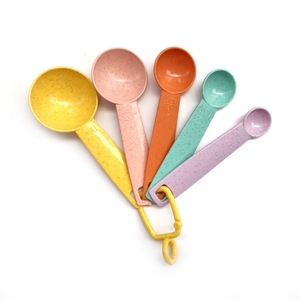 Gran oferta, juego <span class=keywords><strong>de</strong></span> utensilios <span class=keywords><strong>de</strong></span> cocina <span class=keywords><strong>de</strong></span> alta calidad <span class=keywords><strong>de</strong></span> 8 piezas, utensilios <span class=keywords><strong>de</strong></span> cocina, <span class=keywords><strong>gramos</strong></span>, tazas medidoras y cucharas - Product Image 5