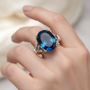 Bague en diamant aigue-marine plaquée or, sertie de griffes ovales, bijoux de fiançailles pour femmes - Product Image 2