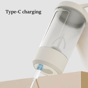 Tasse à eau de sport automatique sans BPA <span class=keywords><strong>Shaker</strong></span> de protéines de gymnastique à agitation automatique pour café tasse de mélange en plastique de protéines d'avoine pour pratique - Product Image 3
