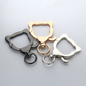 Cat Head Keychain Alloy Spring Buckle Irregular Shape Zinc Plated Metal <b>Key</b> <b>Chains</b> - Product Image 2