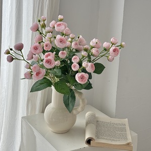 Yasunobu – Bouquet de fleurs de camélia artificielles, 12 bourgeons de thé, fleurs en soie rose pour décoration de la maison, accessoires de photographie de mariage - Product Image 1