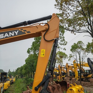 Excavatrice SANY SY215C SY215 d'occasion, 21 tonnes, godet de 0,8 m, chenilles de 600 mm, marque japonaise, moteur Isuzu, moteur hydraulique et engrenages à vendre - Product Image 3