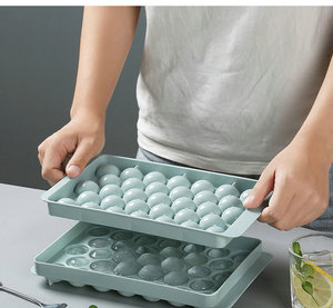 Bandeja de cubitos de hielo de plástico de forma redonda al por mayor con moldes de tapa 18 cavidades 33 cavidades pequeña bola redonda Fabricación de cubitos de hielo con tapa - Product Image 3