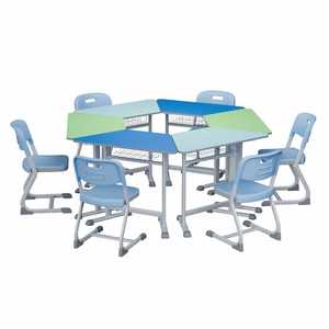 Conjunto de mesa y sillas hexagonales para estudiantes Lin Ying, escritorio escolar moderno y colorido para entrenamiento en el aula - Product Image 2