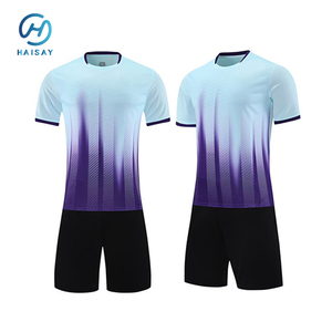 Conjunto de Uniforme de Fútbol Personalizado para Hombre por Fabricante de Camisetas de Fútbol, Conjunto de Entrenamiento de Fútbol, Uniforme de Fútbol Original sin Estampado - Product Image 3