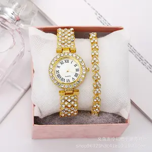 ขายส่งใหม่แฟชั่นที่ถูกที่สุด Lady Watch หรูหรานาฬิกาข้อมือ Silver และ Gold Bling หินสายคล้อง
