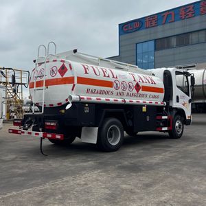 Camion-citerne FAW J6F 4x2 5000L RHD pour le transport de carburant et de marchandises inflammables et dangereuses - Product Image 5