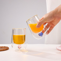 Verres à café résistants à la chaleur à double paroi de 5oz tasse en verre de boisson de jus de lait avec coeur sur le fond