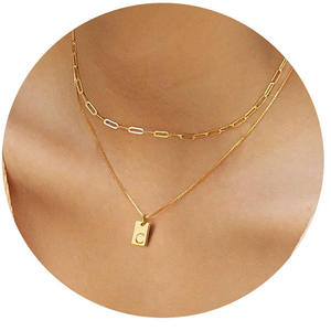 Popular <span class=keywords><strong>A</strong></span> <span class=keywords><strong>a</strong></span> Z 26 letras pequeño collar con colgante cuadrado con cadena de eslabones multicapa para boda o regalo colgante de letras en caja - Product Image 5