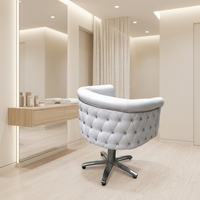 Fauteuil de coiffure moderne et élégant avec base hydraulique et décorations en diamant pour salon de coiffure et spa
