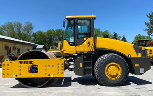 ลูกกลิ้งดรัมถนนแบบเดี่ยวระบบไฮดรอลิกขนาด18ตัน <span class=keywords><strong>RS8180</strong></span>พร้อมกำลัง118kW สำหรับการปูถนน - Product Image 5