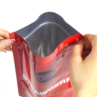 Sachet refermable à fond plat personnalisé en Mylar mat avec fermeture éclair pour poudre de protéines de lactosérum saveur fraise, complément nutritionnel sportif