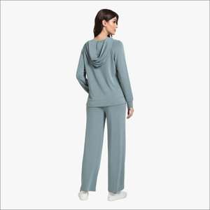 Conjunto de Pijama de Bambú de 2 Piezas con Capucha para Mujer, Ropa de Estar por Casa OEM ODM, Conjuntos de Sudadera con Capucha para Mujer - Product Image 4